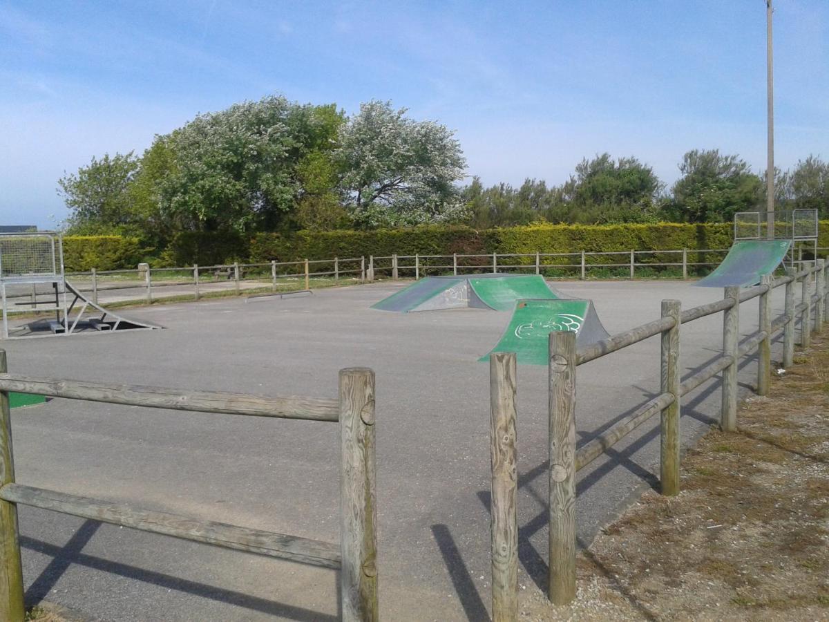 Gite "Rose Des Sables" - 800M De La Plage De Surtainville, Proche Commerces - Piscine En Juillet Et Aout 部屋 写真