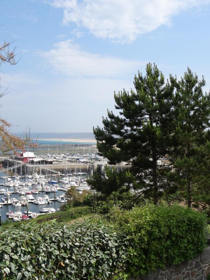 Gite "Rose Des Sables" - 800M De La Plage De Surtainville, Proche Commerces - Piscine En Juillet Et Aout 部屋 写真
