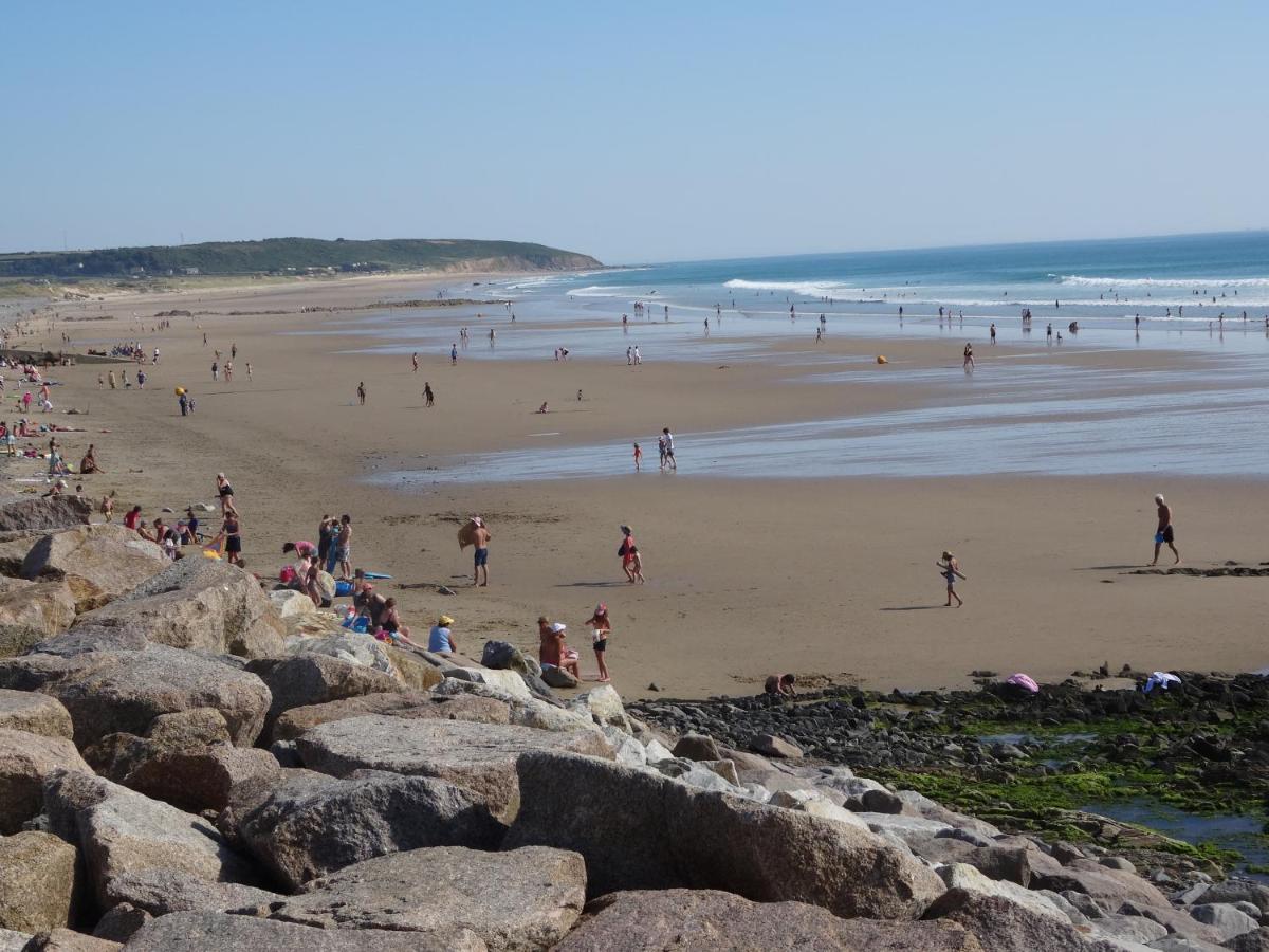 Gite "Rose Des Sables" - 800M De La Plage De Surtainville, Proche Commerces - Piscine En Juillet Et Aout 部屋 写真
