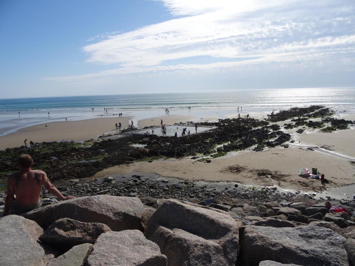 Gite "Rose Des Sables" - 800M De La Plage De Surtainville, Proche Commerces - Piscine En Juillet Et Aout 部屋 写真