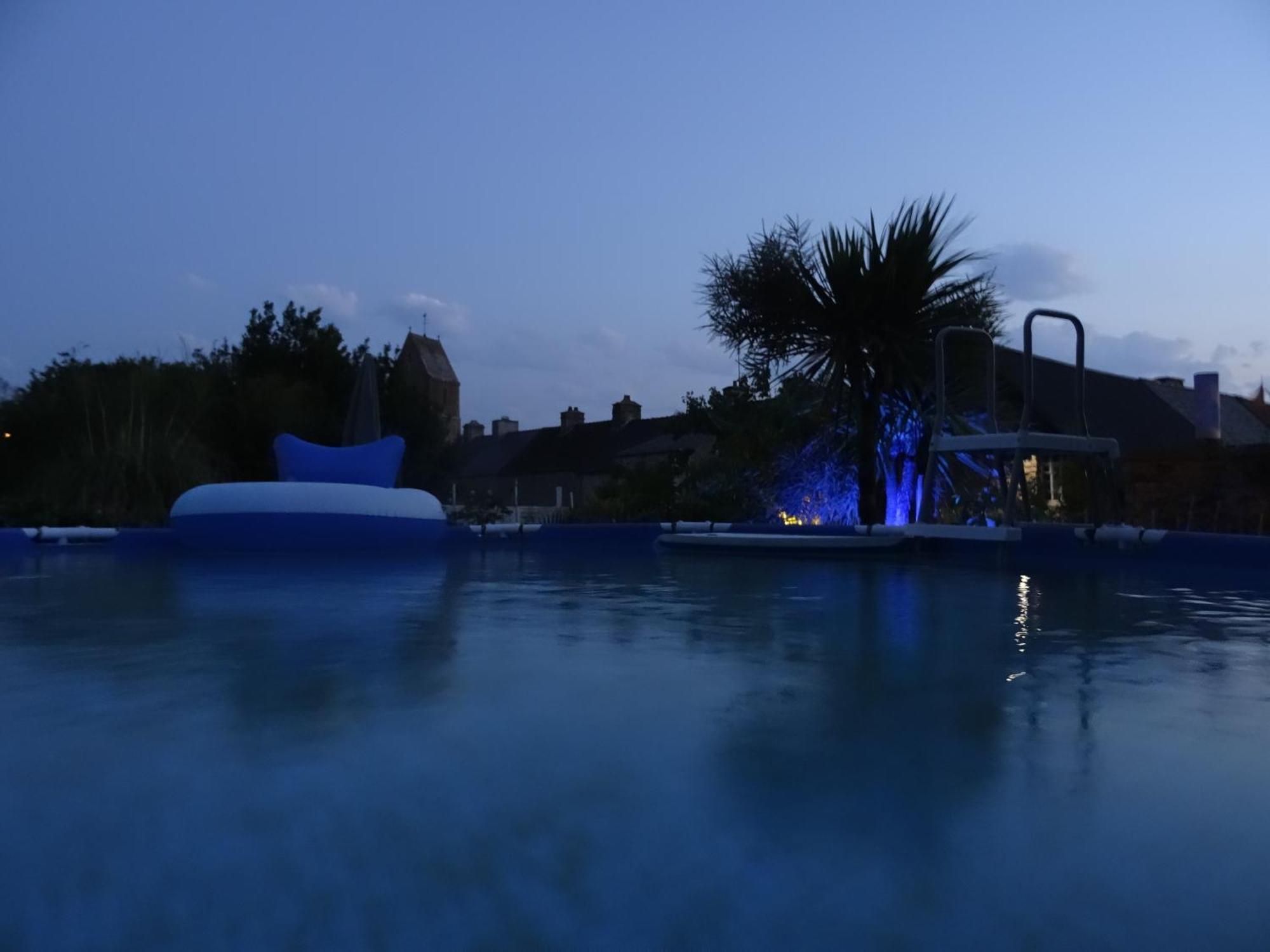 Gite "Rose Des Sables" - 800M De La Plage De Surtainville, Proche Commerces - Piscine En Juillet Et Aout エクステリア 写真